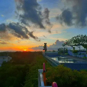 https://maxonehotels-at-bukit-jimbaran.ubudhotelsnow.com
