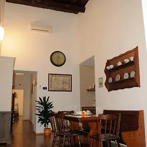 https://bb-napoli-pietrasanta.hotels-amalfi.com